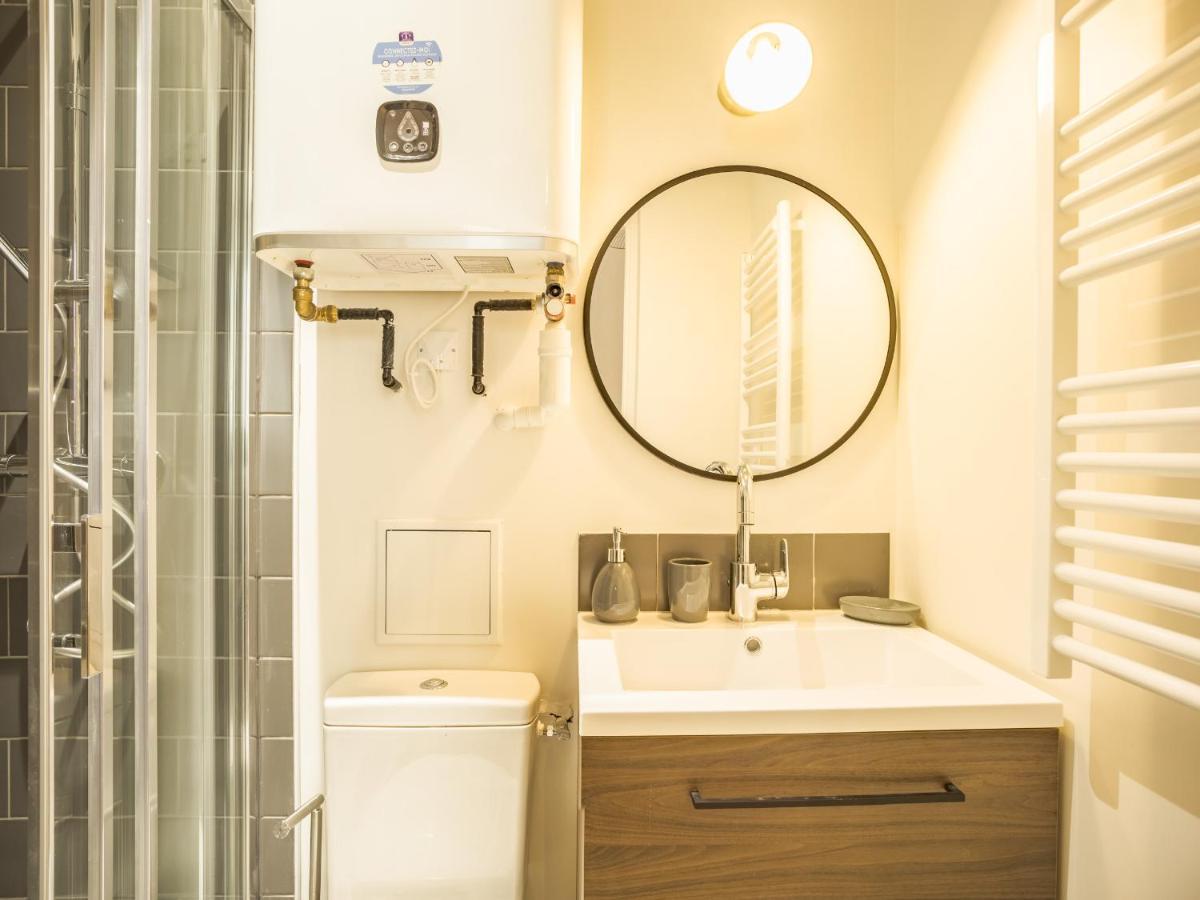 Ateliers Begand Studio 3 - Proximite Gare - Parking Offert Apartamento Troyes Exterior foto